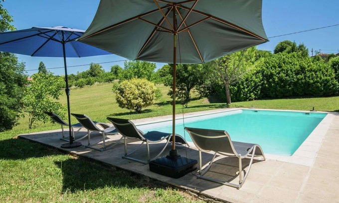 Bourg-de-Visa Villa | Charming, modernised, authentic farmhouse in Bourg-De-Visa with Pool
