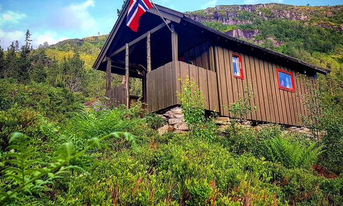 Forde Cabin | Charming Mountain cabin in Førde