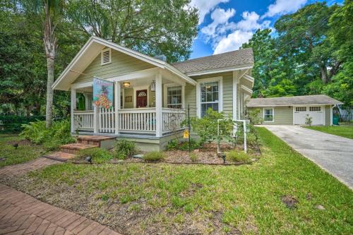 Mount Dora House | Charming Mt Dora Home with Shared Patio and Yard!