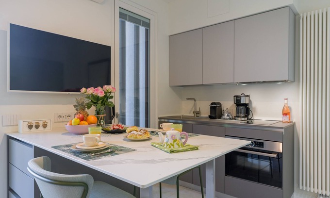 Lugana Apartment | CHARMING NEST - just a stone's throw from the lake and spa of Sirmione