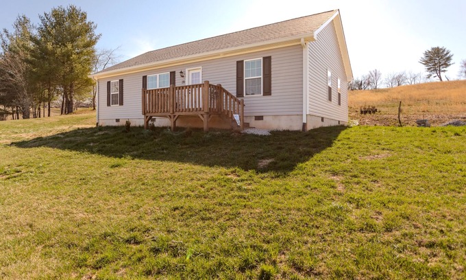 Fletcher House | Charming new 3-bedroom house with HOT TUB. 20 minutes from Asheville.