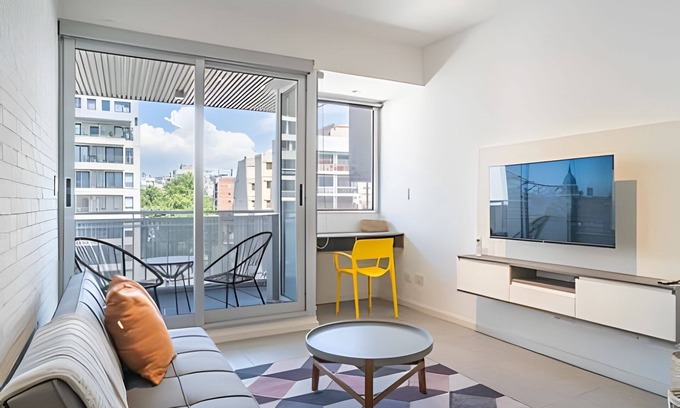 Villa Crespo House | Charming New Palermo Studio with Views