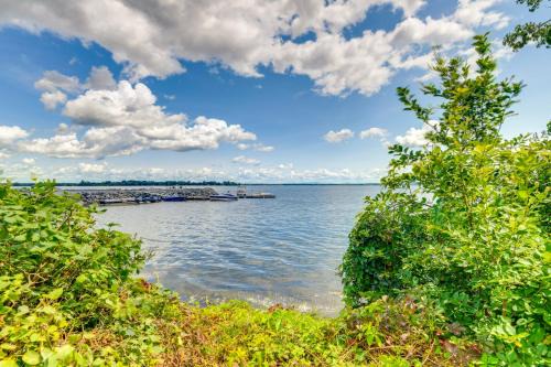 Rouses Point Apartment | Charming New York Retreat with Lake Champlain Views!