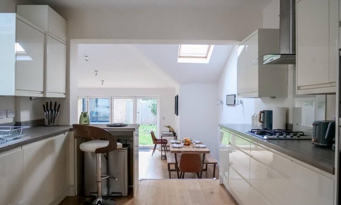 Southfield Apartment | Charming Oasis with Garden