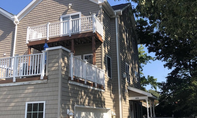 Northeast Virginia Beach House | Charming Oceanfront, Vibe District, Wavegarden, Dome Executive Townhouse