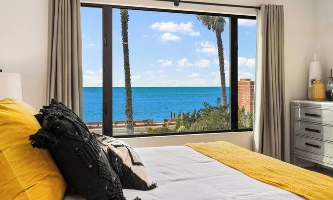 Sunset Cliffs House | Charming Oceanfront suite in sunset cliffs San Diego