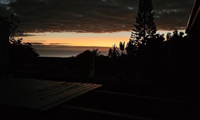 Kona Palisades House | Charming oceanview with large lanai and outdoor area. Washer/Dryer & BBQ