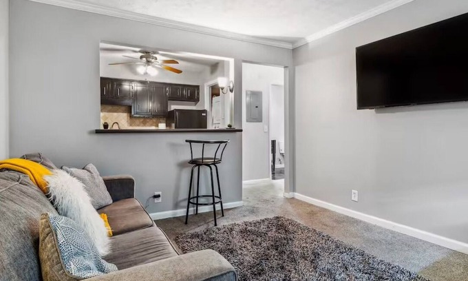 Downtown Nashville Apartment | Charming One-Bedroom Condo on Music Row