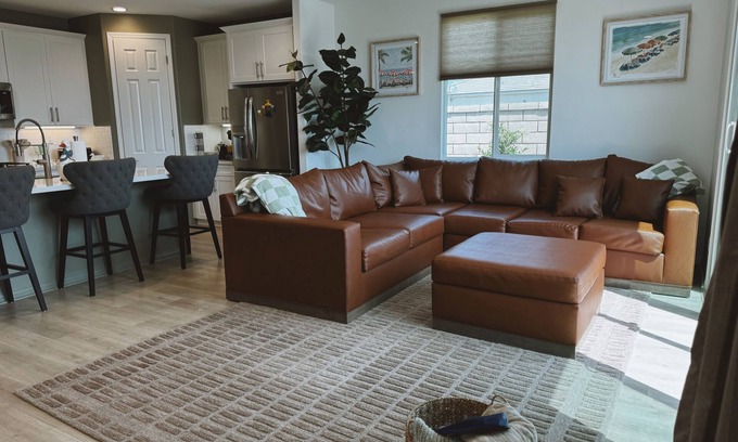 Menifee House | Charming One-Level Home Feels Like Home