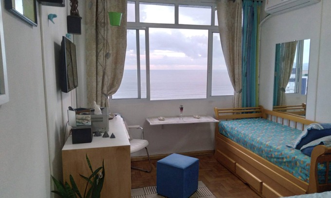 Jose Menino Apartment | CHARMING PET FRIENDLY SEASIDE LIVING APARTMENT