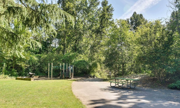 Oak Grove House | Charming Portland Home, Walk to Light Rail!