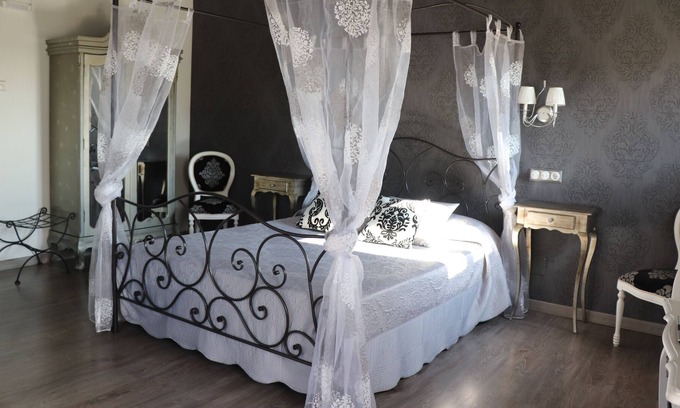 Sajazarra Apartment | CHARMING POSADA SITUATED IN THE HEART OF THE REGION OF RIOJA ALTA (HARO .)