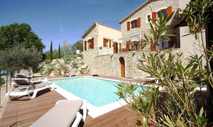 Plaisians Villa | Charming Provencal villa-mas facing Mont Ventoux Heated pool Jacuzzi