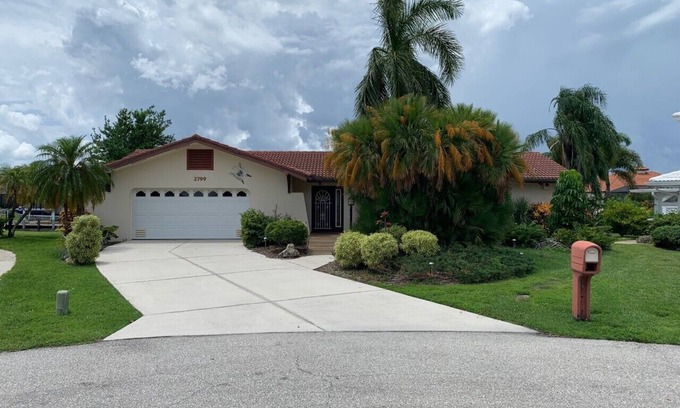 Punta Gorda House | Charming Punta Gorda Isles Home with Heated Pool