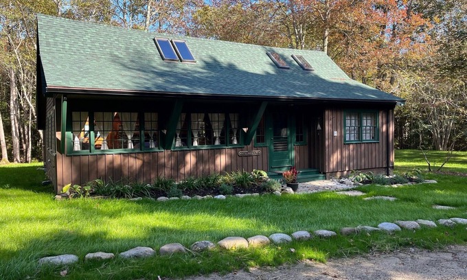 West Point Cottage | Charming, quiet 3-BR cottage; private access to cove and forest trails