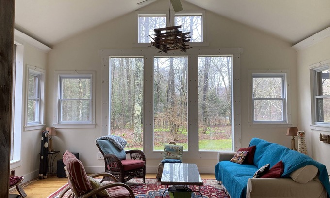 Livingston Manor House | Charming, Quiet Country House that is Open to the Outdoors