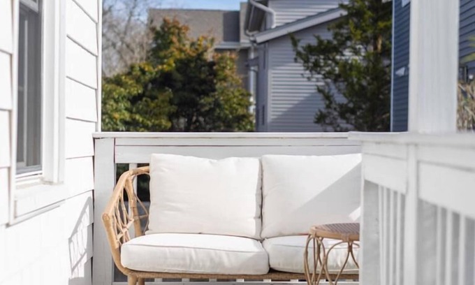 Cape May Point Cottage | Charming Remodeled Carriage House close to beach.