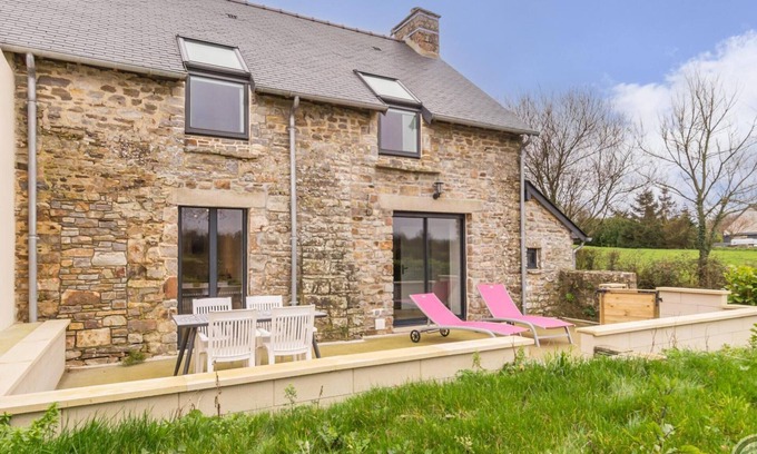 Besneville Cottage | Charming Renovated House with Private Garden, Terrace & Modern Amenities in Serene Besneville