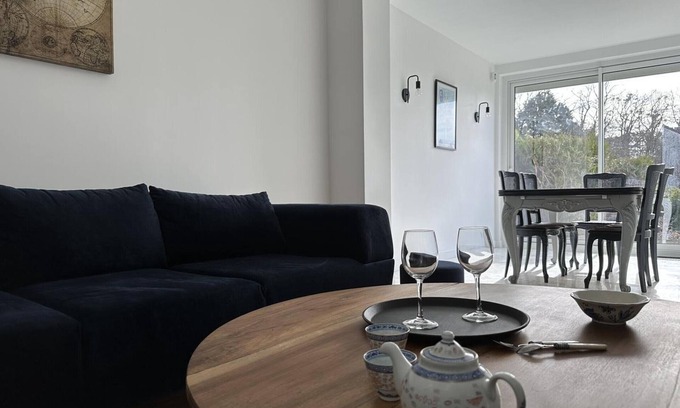 Moulins Cottage | Charming Renovated Home: Garden, Modern Comfort, Near Historic Moulins, Bikes Welcome