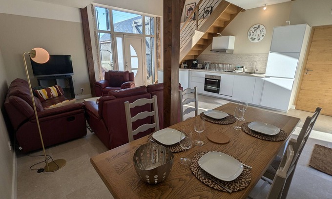 Chaingy Cottage | Charming renovated house in the heart of Loire Valley with parking and wifi