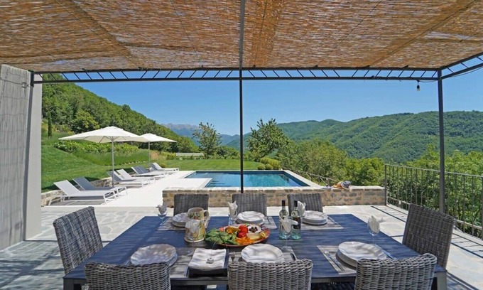 Licciana Nardi Villa | Charming Restored Farmhouse With Ample Spaces To Relax