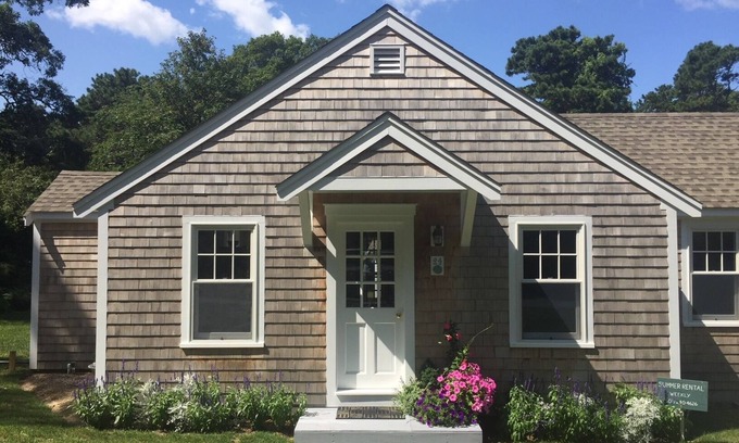 East Orleans Cottage | Charming Restored Cottage near Nauset Beach, The Summer House
