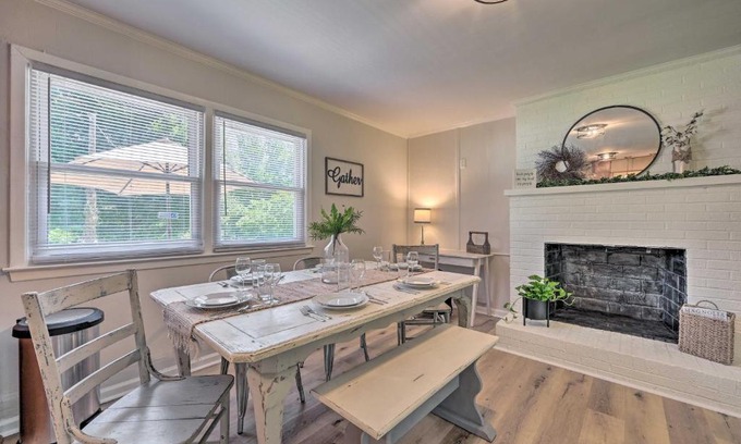 Browns Summit House | Charming Retreat on 5 Acres with Deck and Grill!