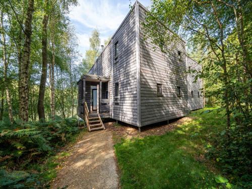 Maubray House | Charming Retreat with Pool