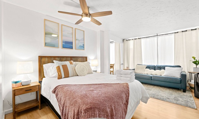 Downtown Reno Condo | Charming Riverwalk Retreat – Spacious Downtown Condo