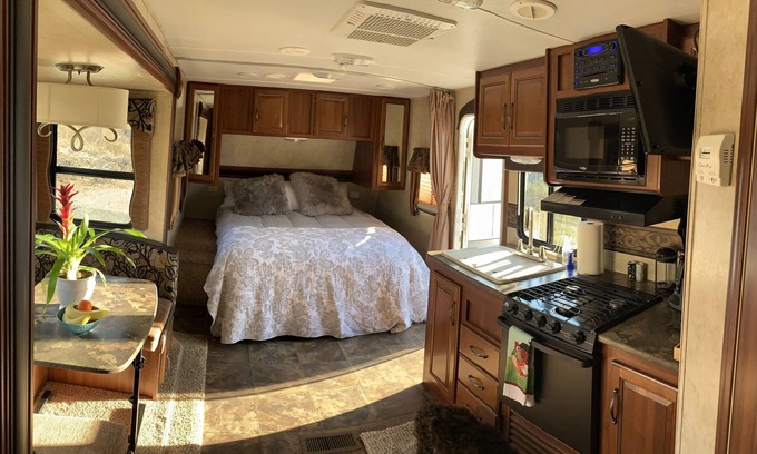Arroyo Grande House | Charming RV Trailer in Country Setting.