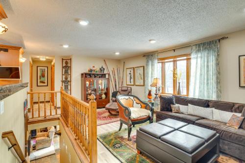 Savage House | Charming Savage Home with Yard 18 Mi to Minneapolis