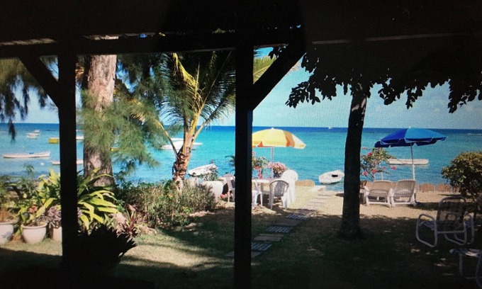 Trou aux Biches Villa | Charming sea front accommodation Trou aux Biches
