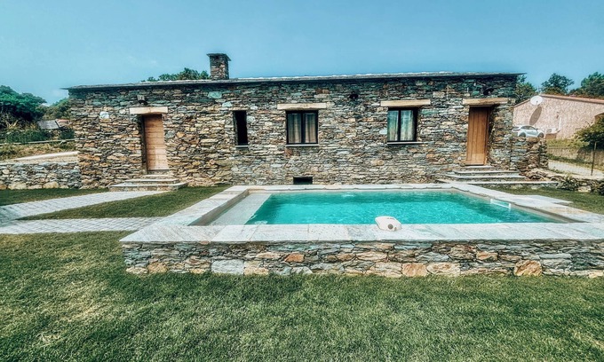 Murato House | Charming sheepfold "U Sognu" with heated swimming pool near Saint-Florent