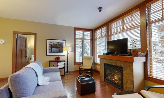 Sun Peaks Condo | Charming Ski-In/Ski-Out Pet Friendly Condo!