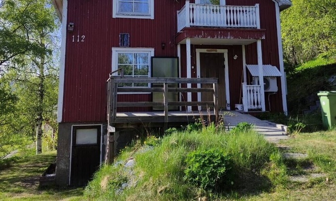 Ullanger House | Charming Skidsta Hus, vid Höga Kusten / up to 8 persons