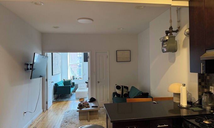 Bowery Apartment | Charming Soho 2BR 2BA