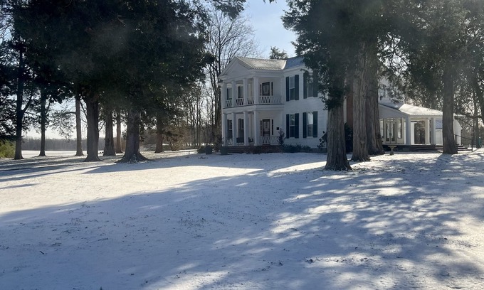 Ellendale House | Charming, southern retreat located on historic property