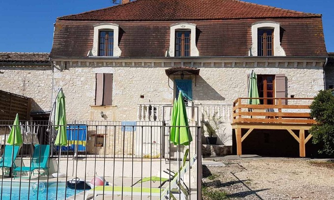 Rampieux Cottage | Charming Stone House with Private Pool in Dordogne Countryside