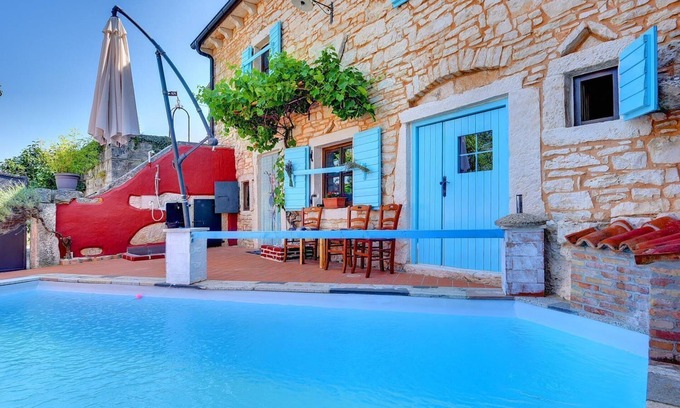 Rezanci House | Charming stone villa with private pool