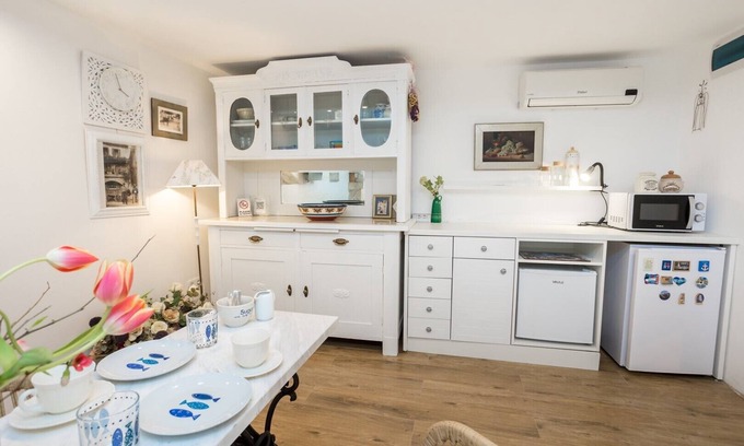 Punat Apartment | Charming Studio apartment at House Rustica with terrace and nearby parking