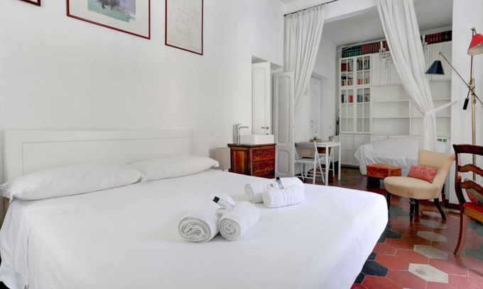 Celio Apartment | CHARMING STUDIO - HOME AND MORE