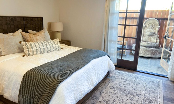 Sonoma Apartment | Charming Studio Suite Located Just Steps From Historic Sonoma Plaza