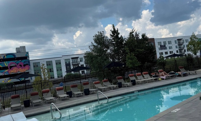 NoDa Apartment | Charming studio with AC, fitness room, WiFi in delightful Charlotte