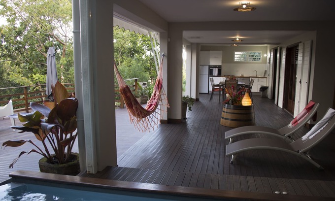 Le Moule Cottage | Charming suite, private spa, green surroundings, for 4 people