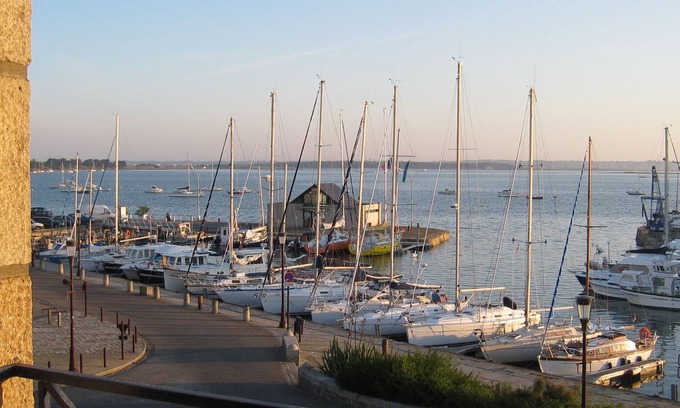 Le Croisic Apartment | Charming T2 with magnificent view of the Traict du Croisic