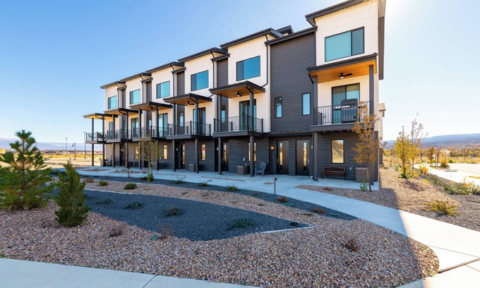 Grand Junction House | Charming townhome w/direct access to River Trail, Las Colonias and Downtown GJ!