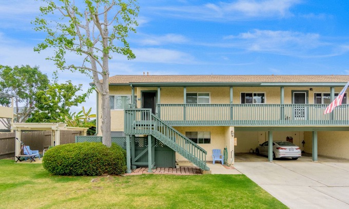 Carlsbad House | Charming Townhome close to the beach with updated interior and gas grill
