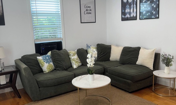 Watertown Apartment | Charming Townhouse 12 minutes to Boston