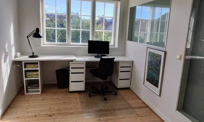 Gaustad House | Charming townhouse with large private garden, in central Oslo