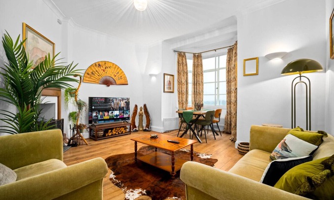 Edgbaston Apartment | Charming Two-Bedroom Apartment with Balcony & 2 Parking Spaces